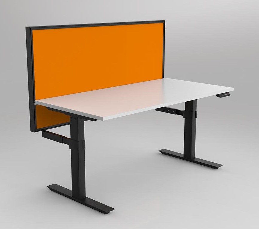 Agile 2C Adj Desk with Studio 50 Screen