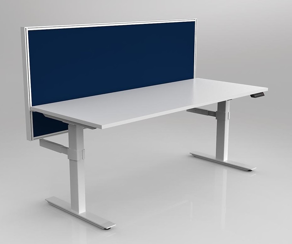 Agile 2C Adj Desk with Studio 50 Screen