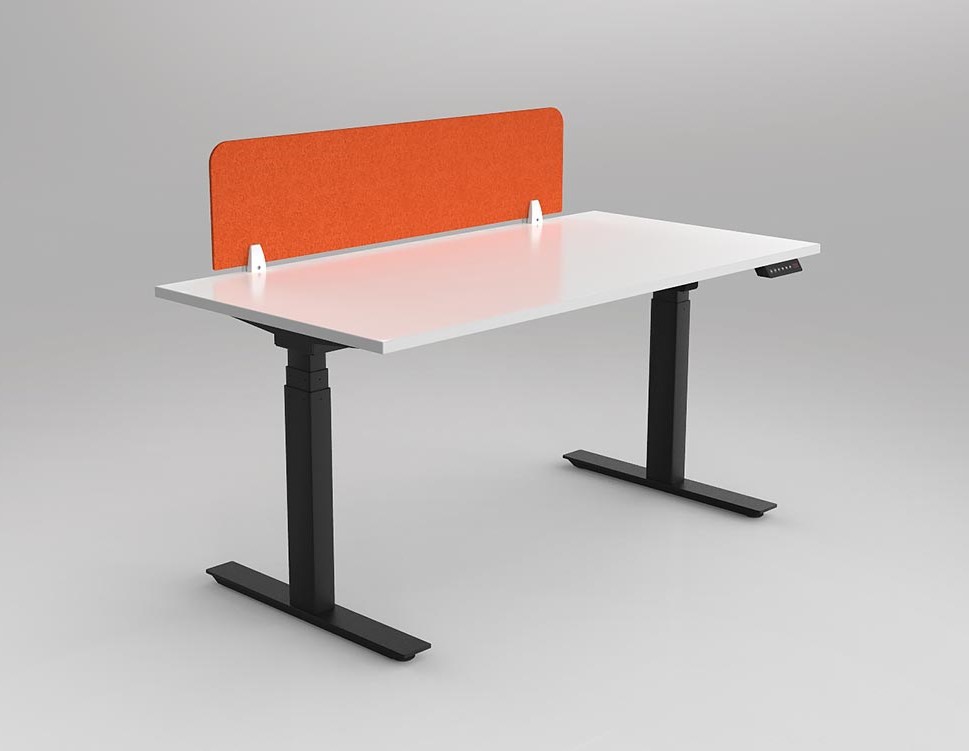 Agile Motion Adj Desk with Acoustic Screen