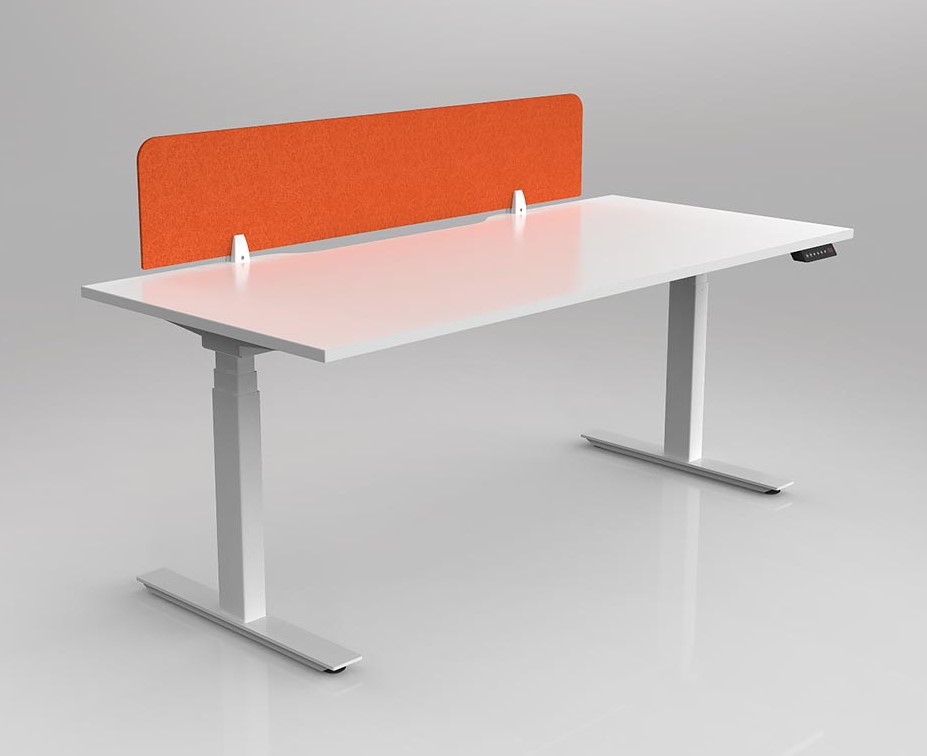 Agile Motion Adj Desk with Acoustic Screen